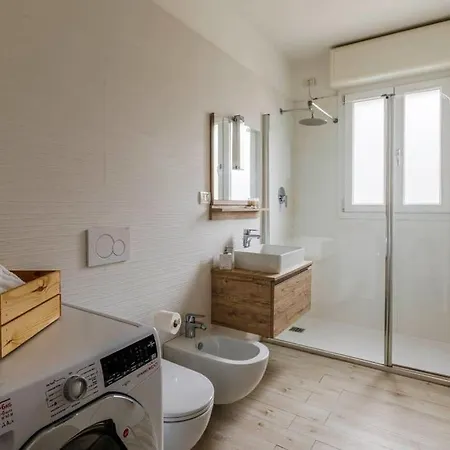 Brand New 3 Bedrooms In Navigli Area 公寓 米兰