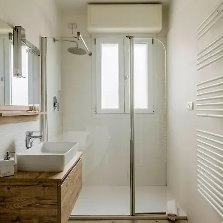 公寓 Brand New 3 Bedrooms In Navigli Area 米兰