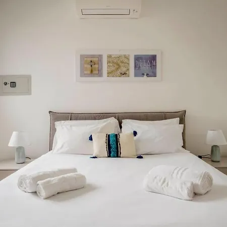 Brand New 3 Bedrooms In Navigli Area * 米兰